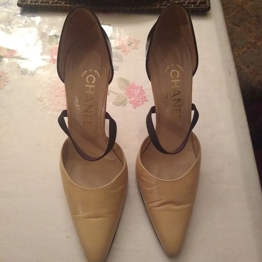 CHANEL Heels